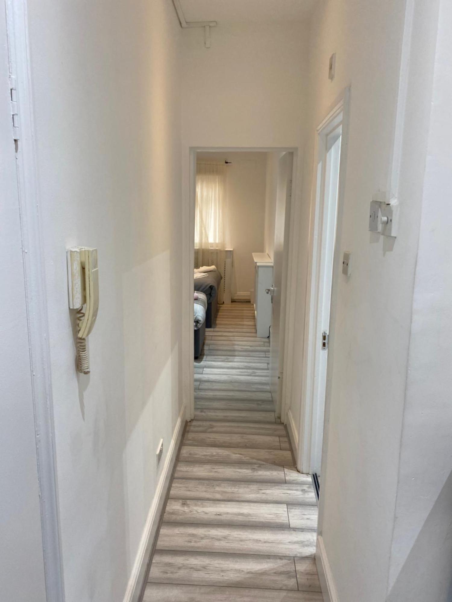 Flat Next To Westfield Shopping Centre Appartamento *