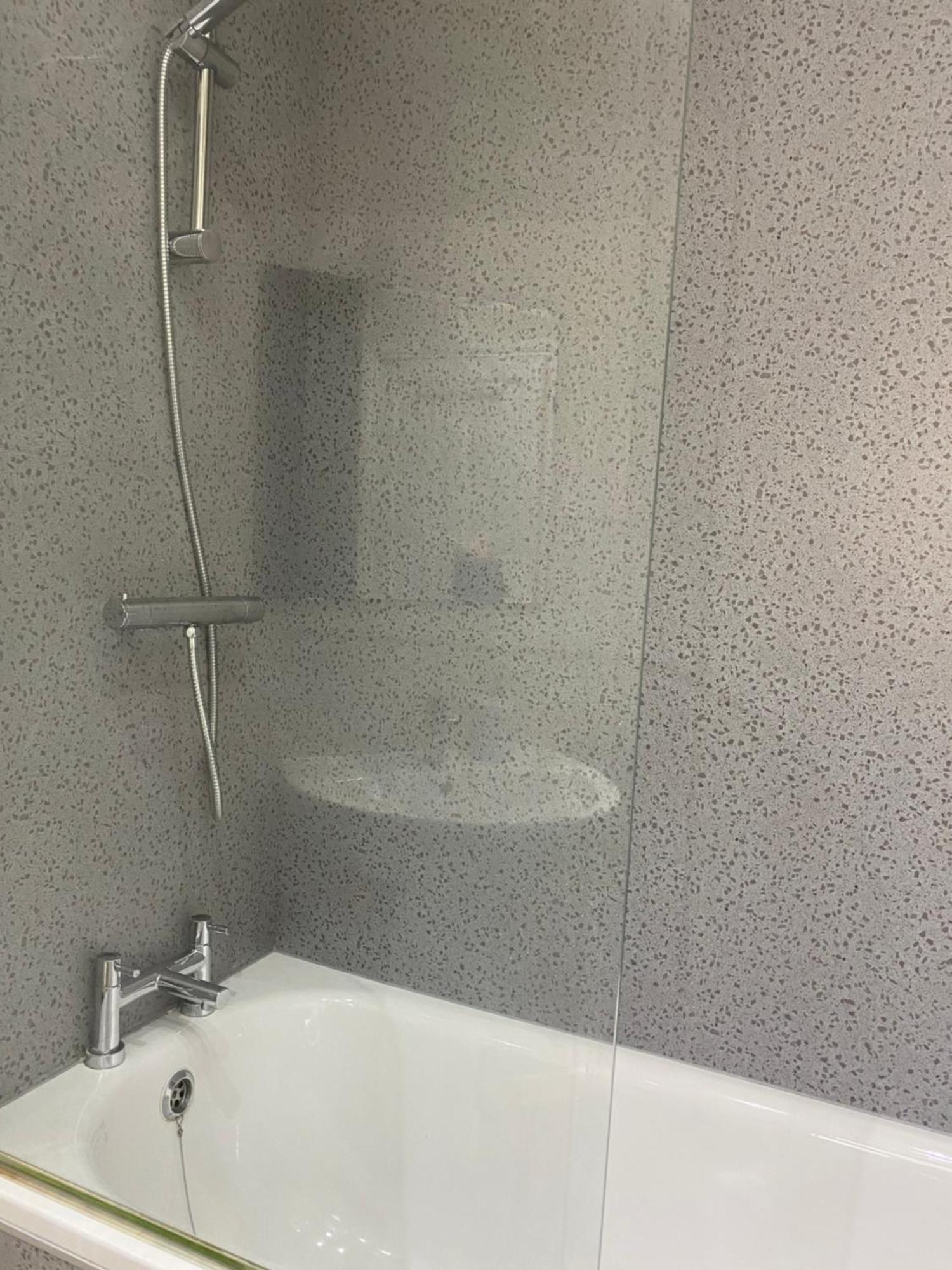 Flat Next To Westfield Shopping Centre * Londra
