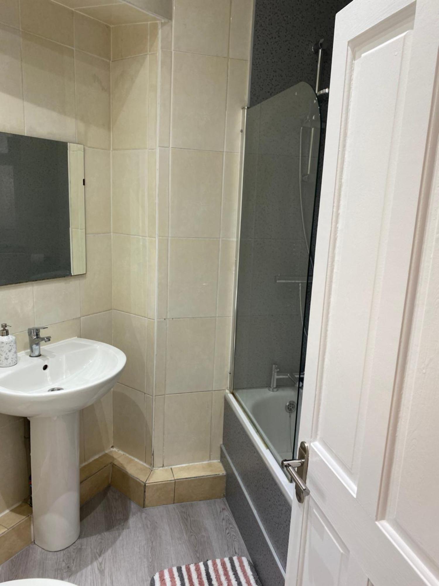 Flat Next To Westfield Shopping Centre Appartamento *